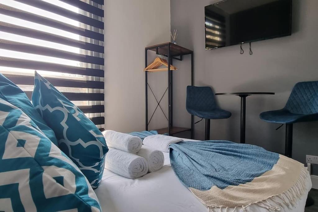 Modern 1Bedroom Studio In London Center Екстериор снимка